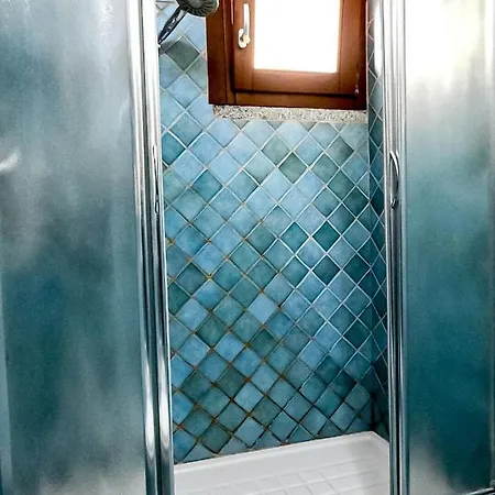 La Casa Degli Specchi-villetta Con Due Giardini ラ・マッダレーナ