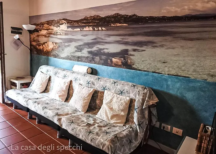 La Casa Degli Specchi-villetta Con Due Giardini 马达莱纳